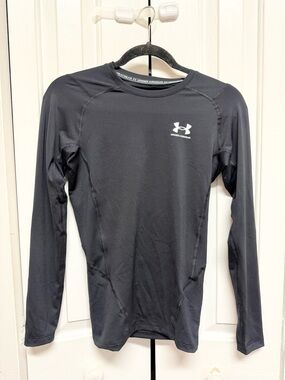 Under Armour Men's Black Long Sleeve Performance Top